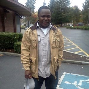 Meet your Posher, Ambrose